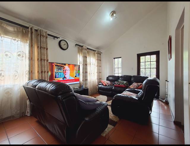 3 BEDROOM CLUSTER FOR SALE IN HALFWAY GARDENS